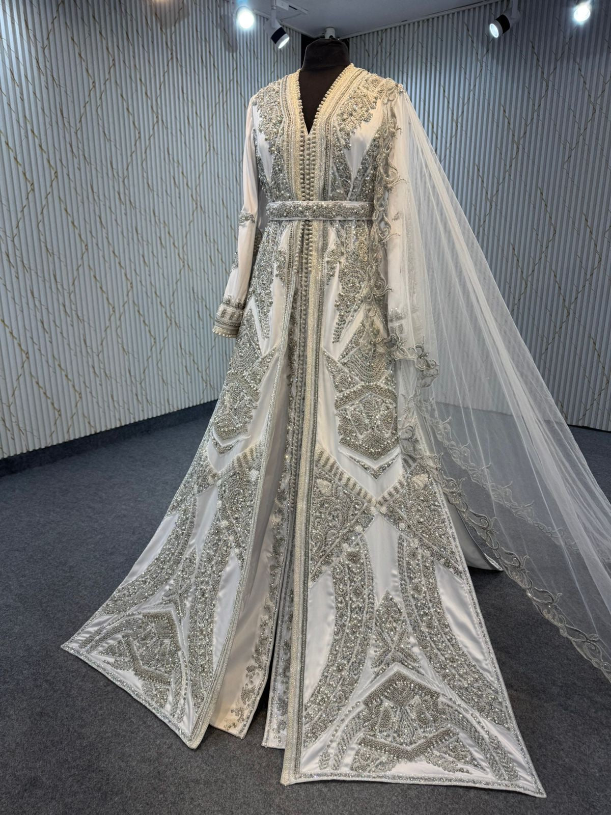 TAS10055 EXCLUSIVE BRIDAL TAQLIDI