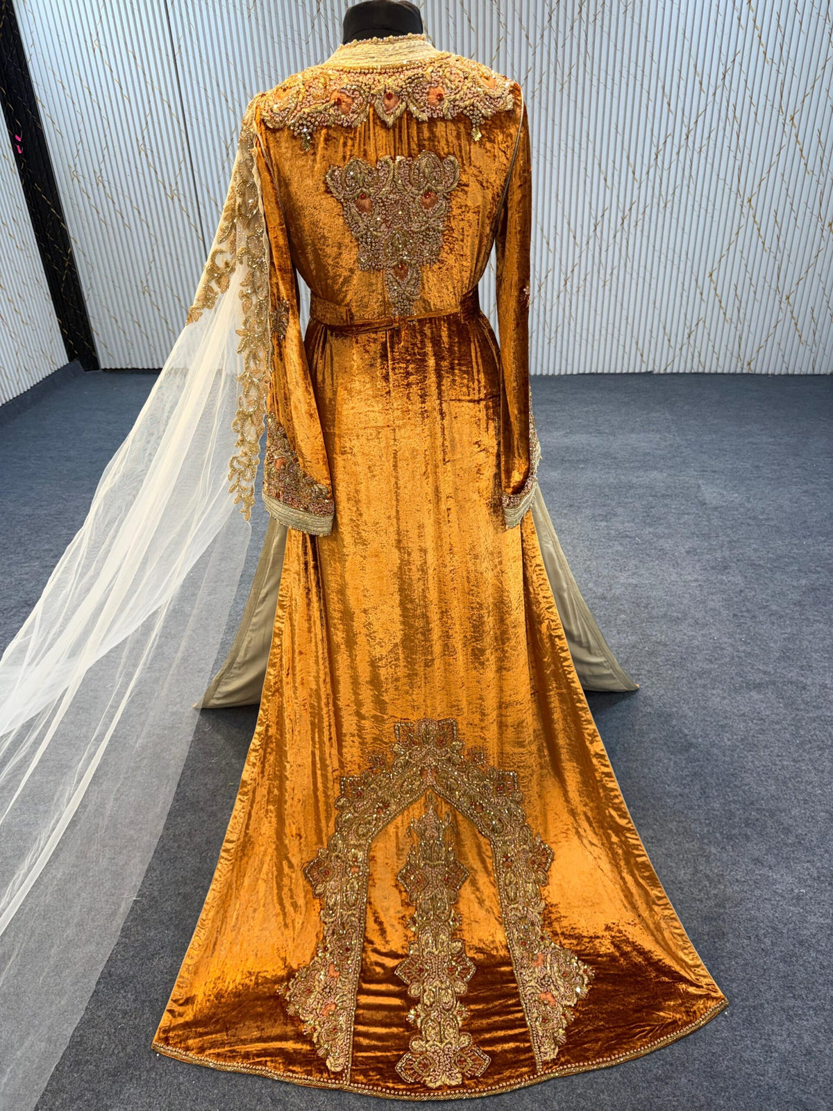 TAA10043 EXCLUSIVE BRIDAL TAQLIDI