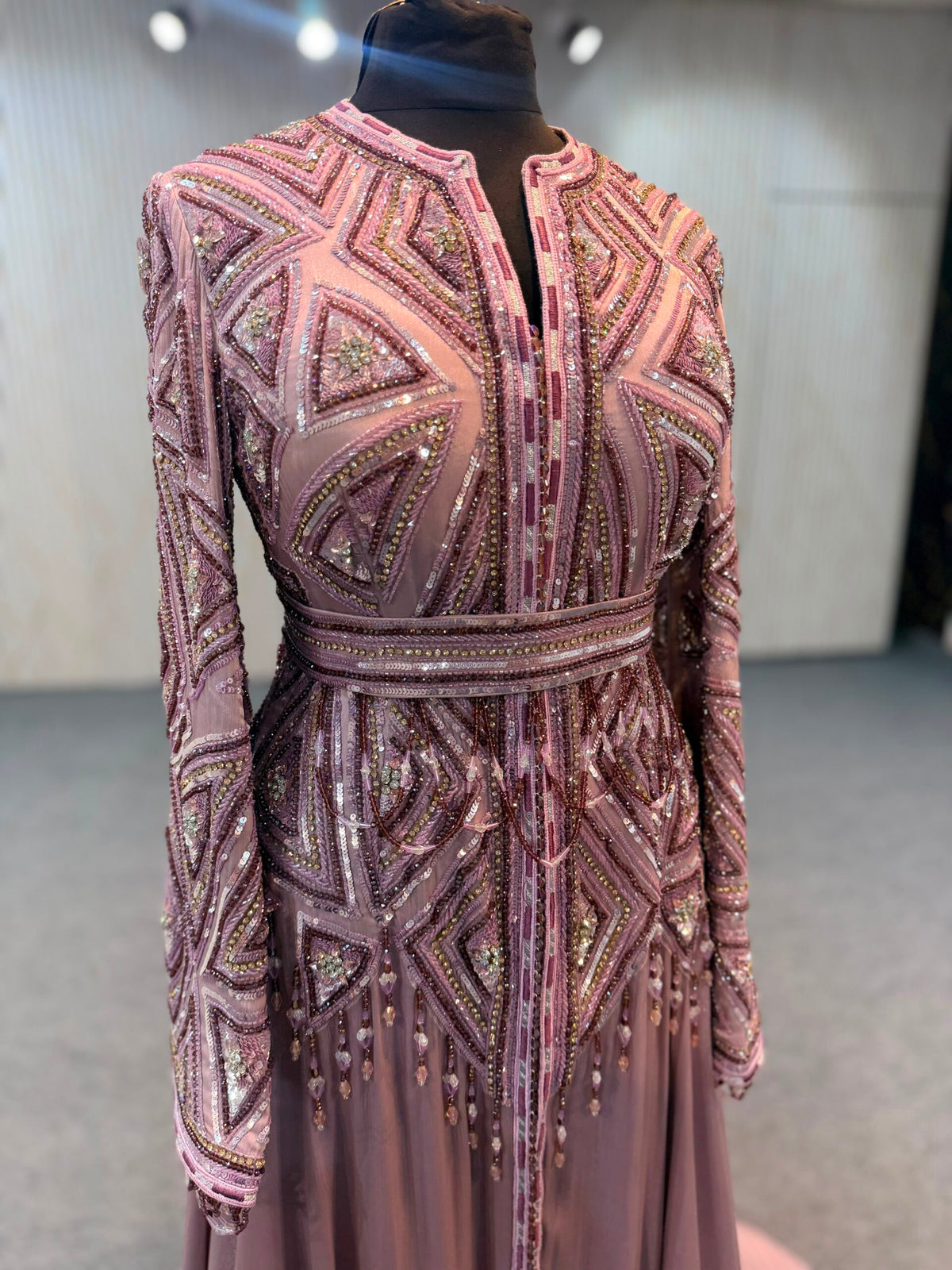 LUXURY COUTURE-MRAA9389