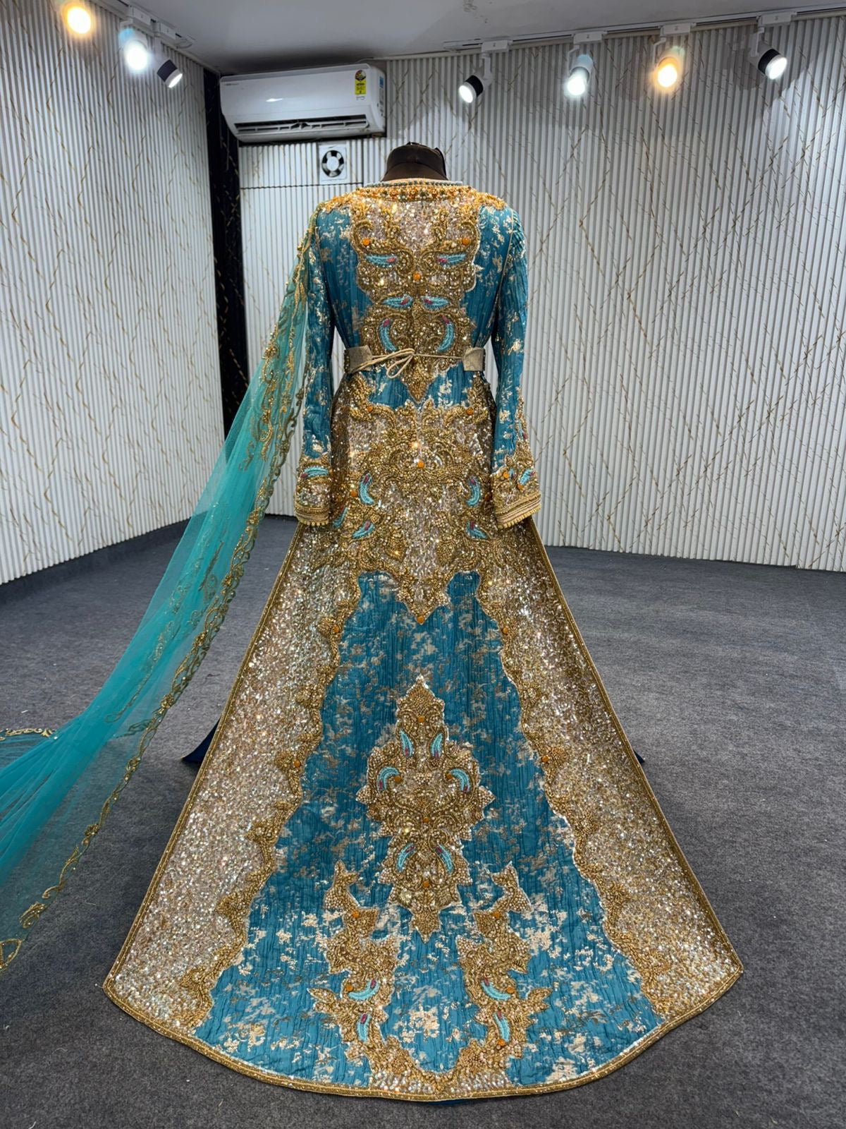 TAS10067 /SH 26EXCLUSIVE BRIDAL TAQLIDI