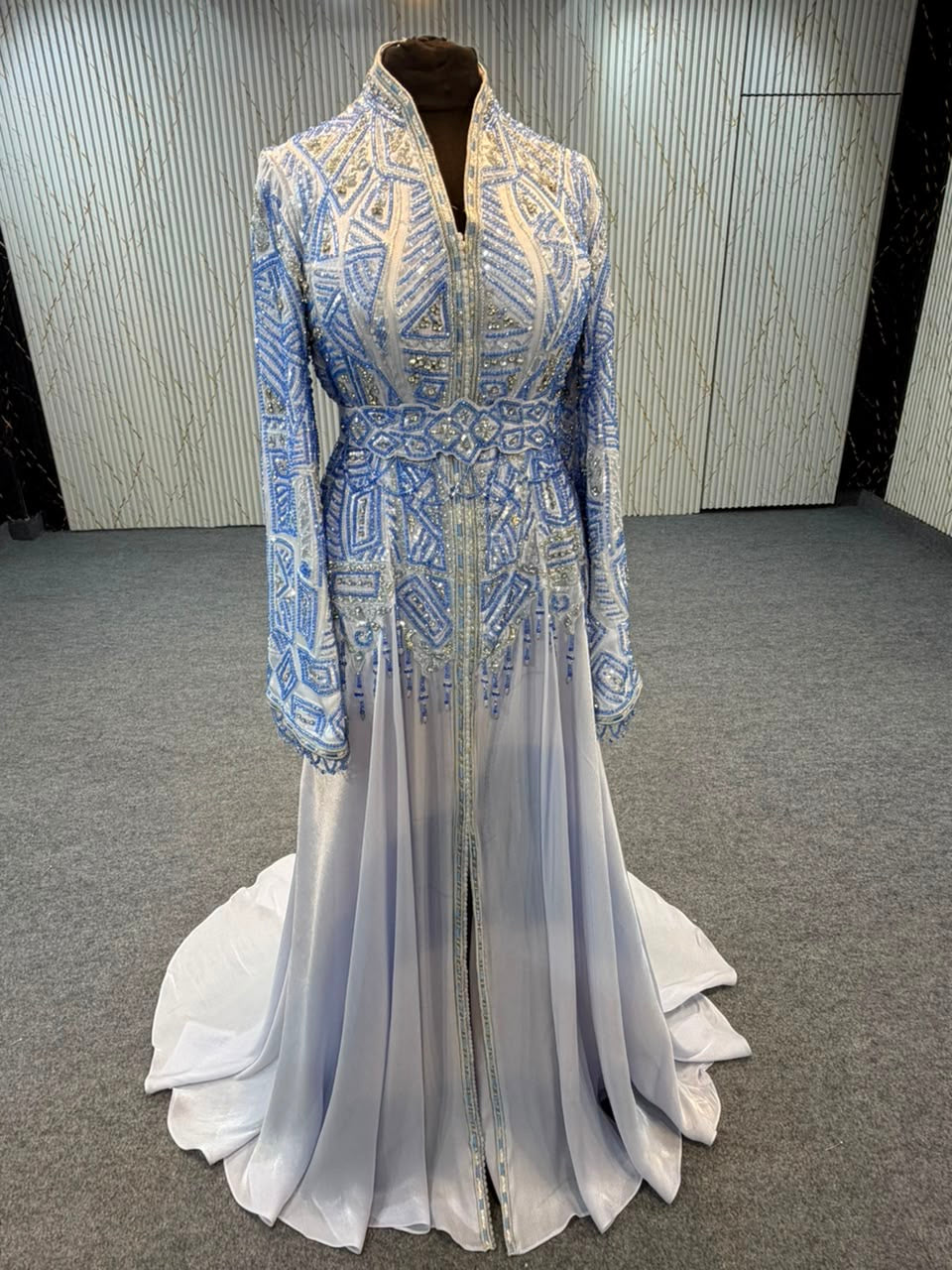 LUXURY COUTURE-MRAA9217