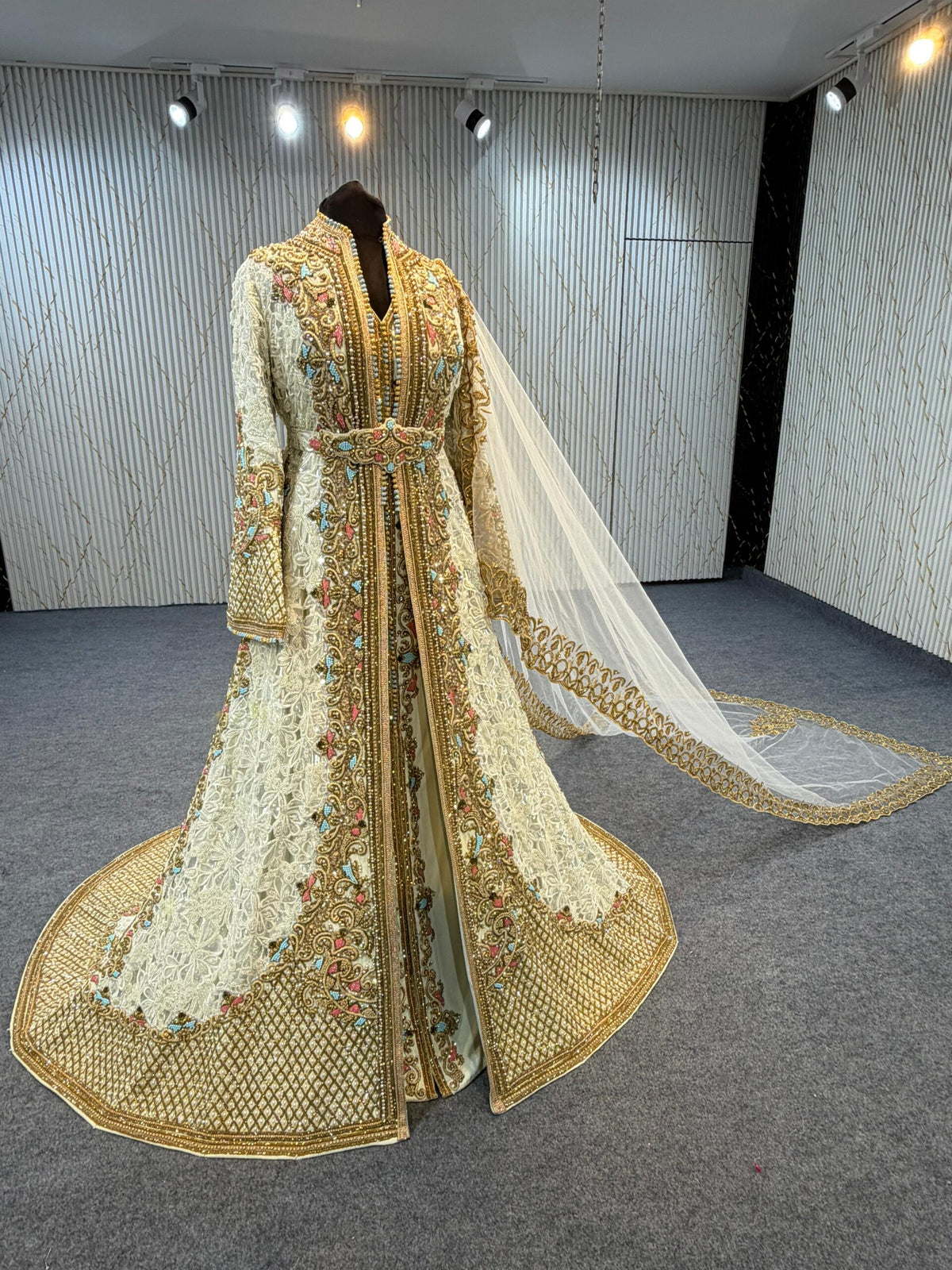 TAS10090 EXCLUSIVE BRIDAL TAQLIDI