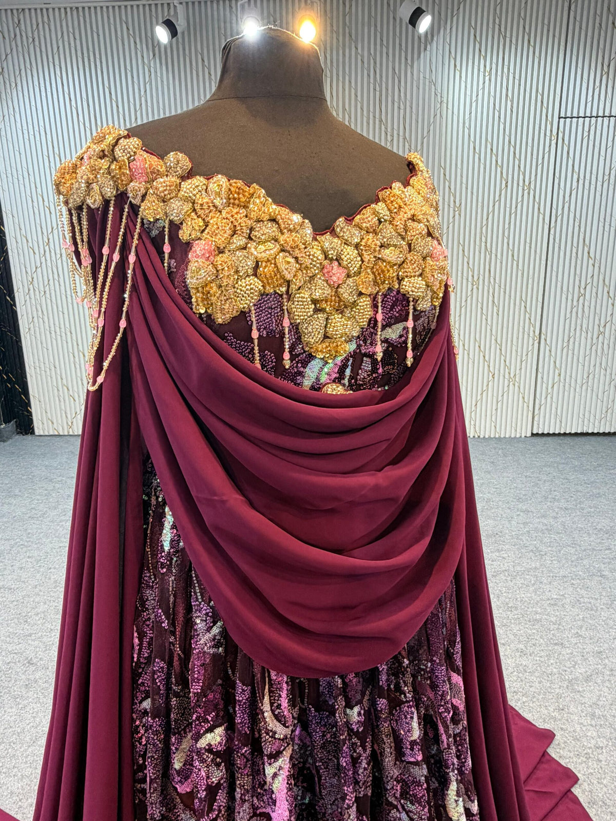MROF9275 EXCLUSIVE BLOUZA