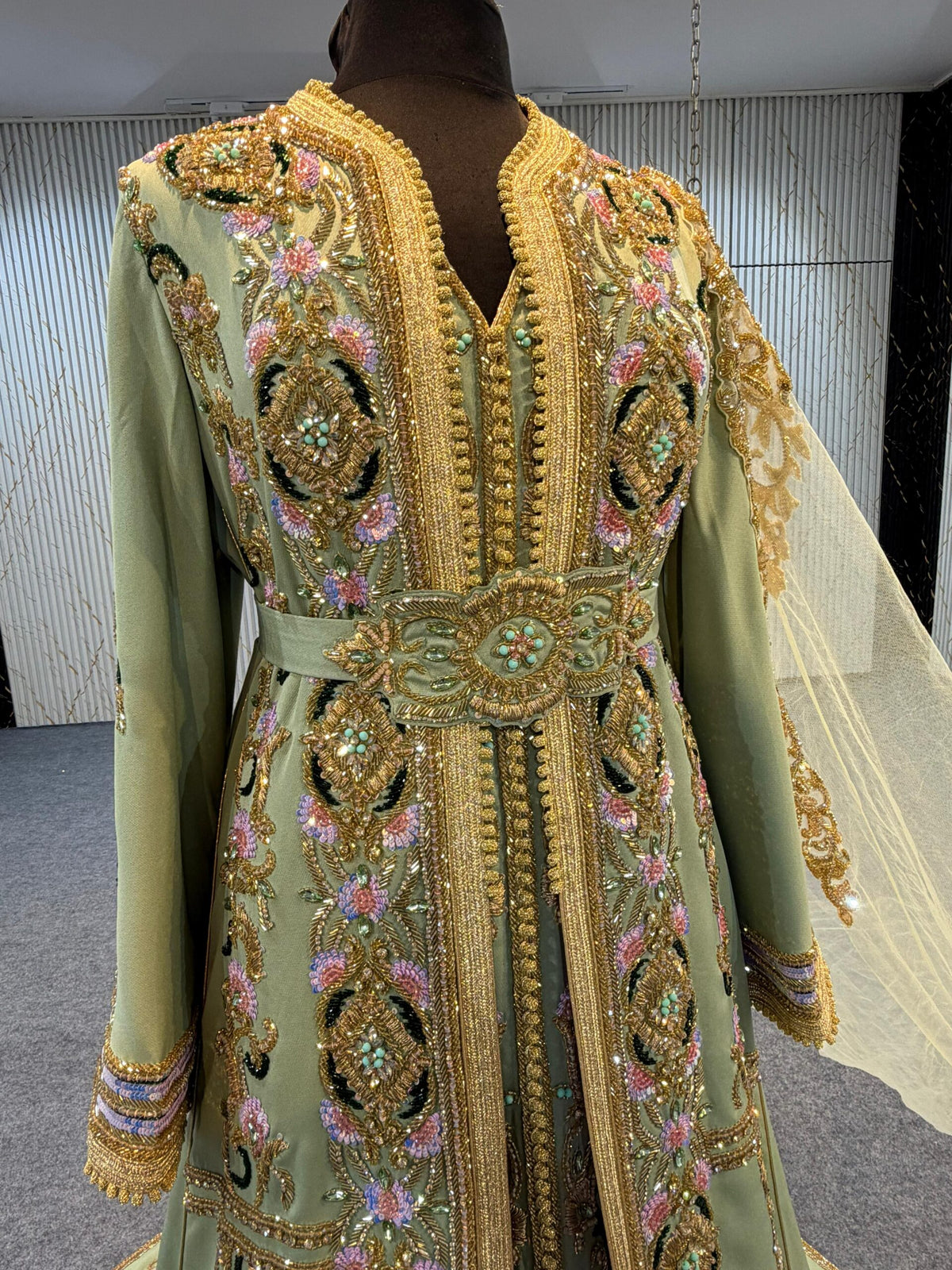 EAA82 EXCLUSIVE BRIDAL TAQLIDI