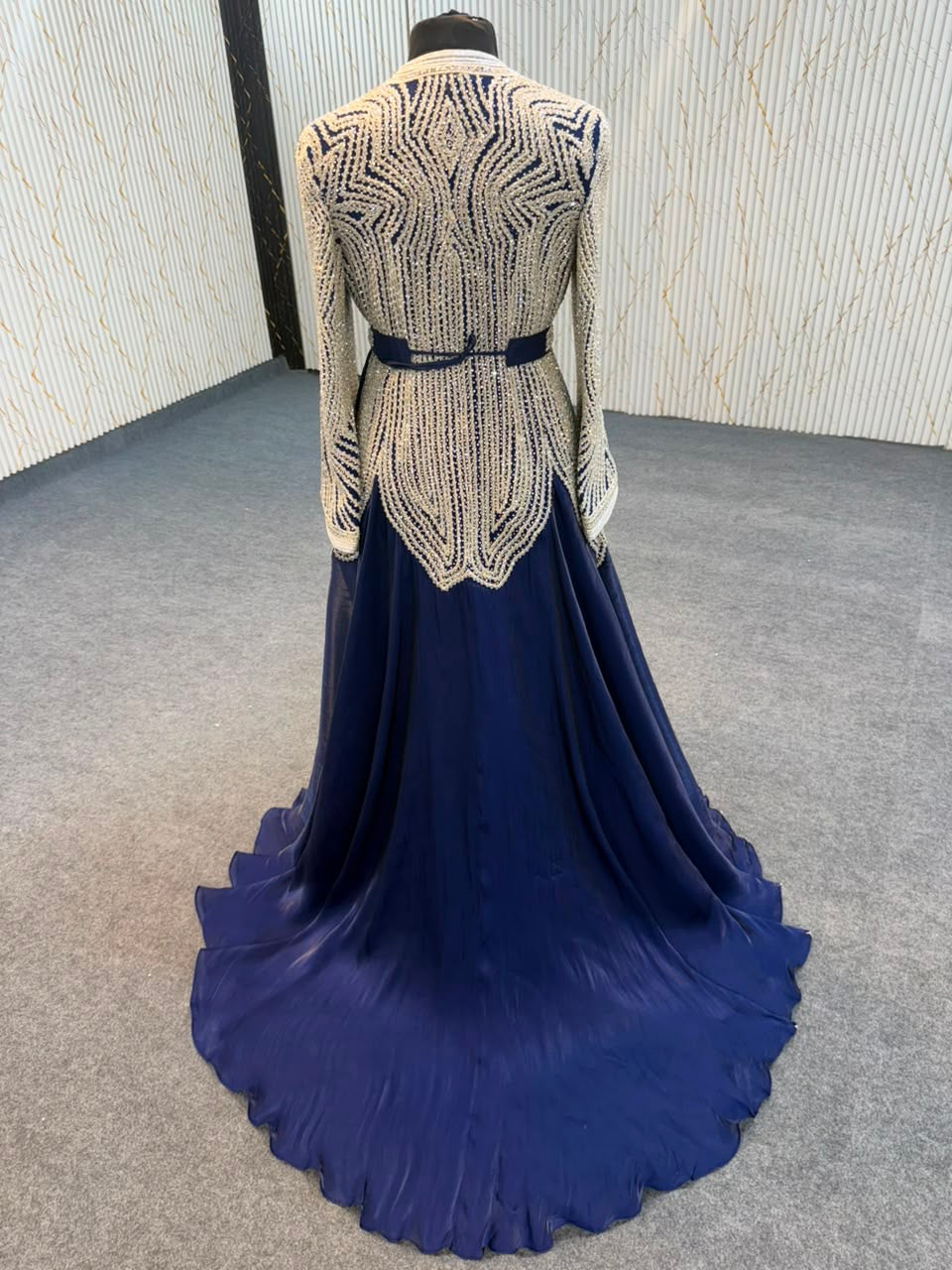 LUXURY COUTURE -MRSLM9187