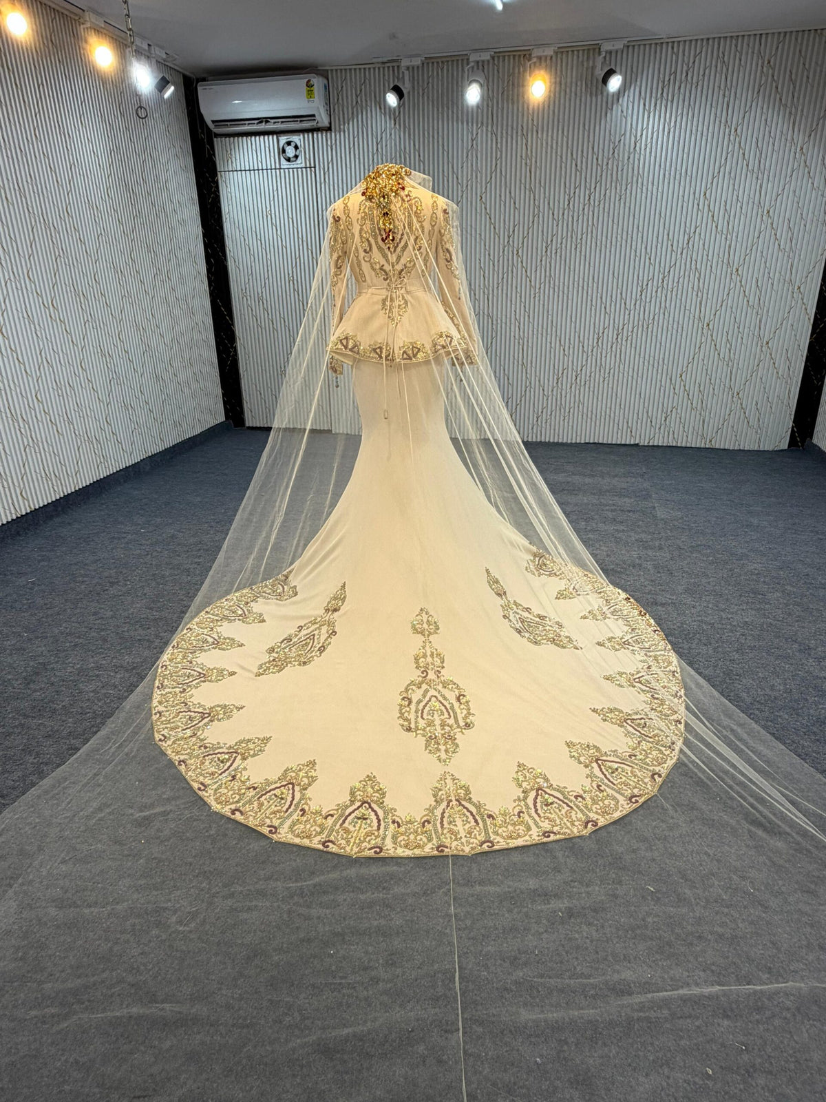 MRSF8923 EXCLUSIVE