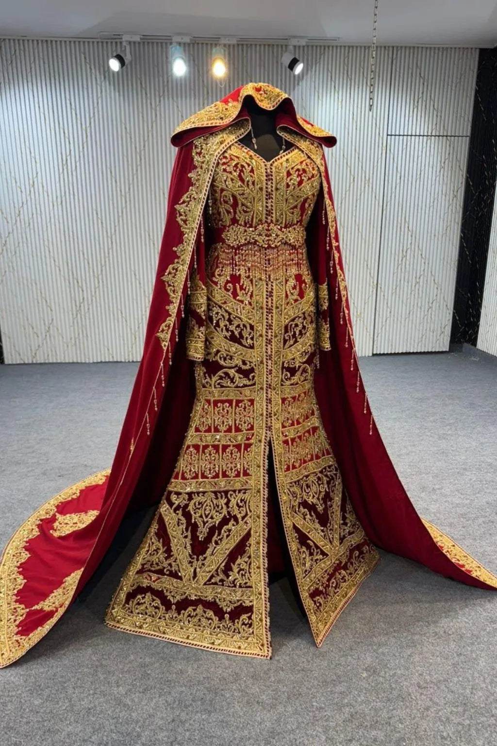 The Crimson Queen – Luxury Red Algerian Mermaid Gown with Royal Cape | Robedumarie