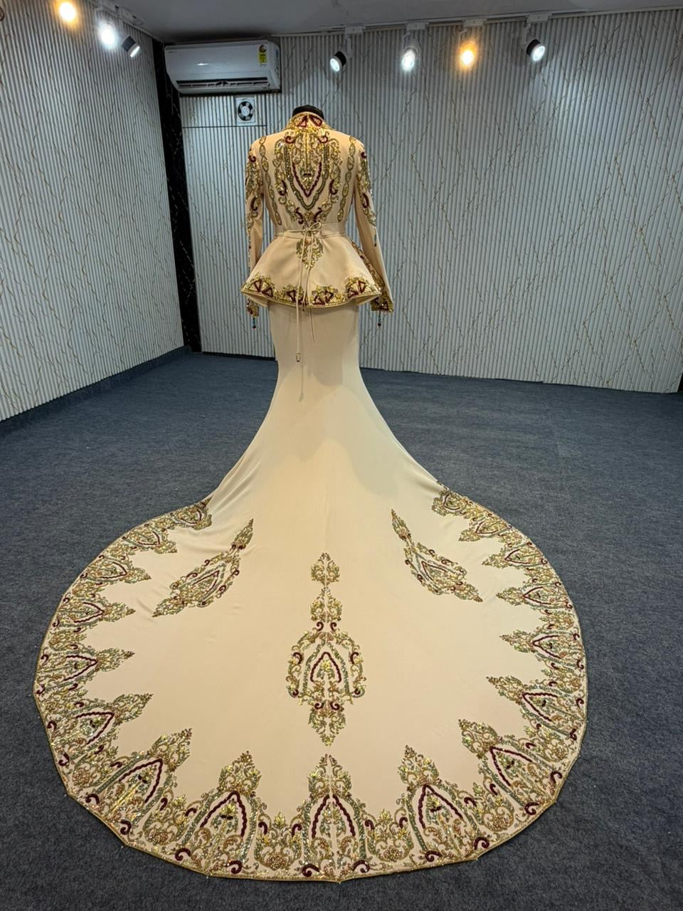 MRSF8923 EXCLUSIVE