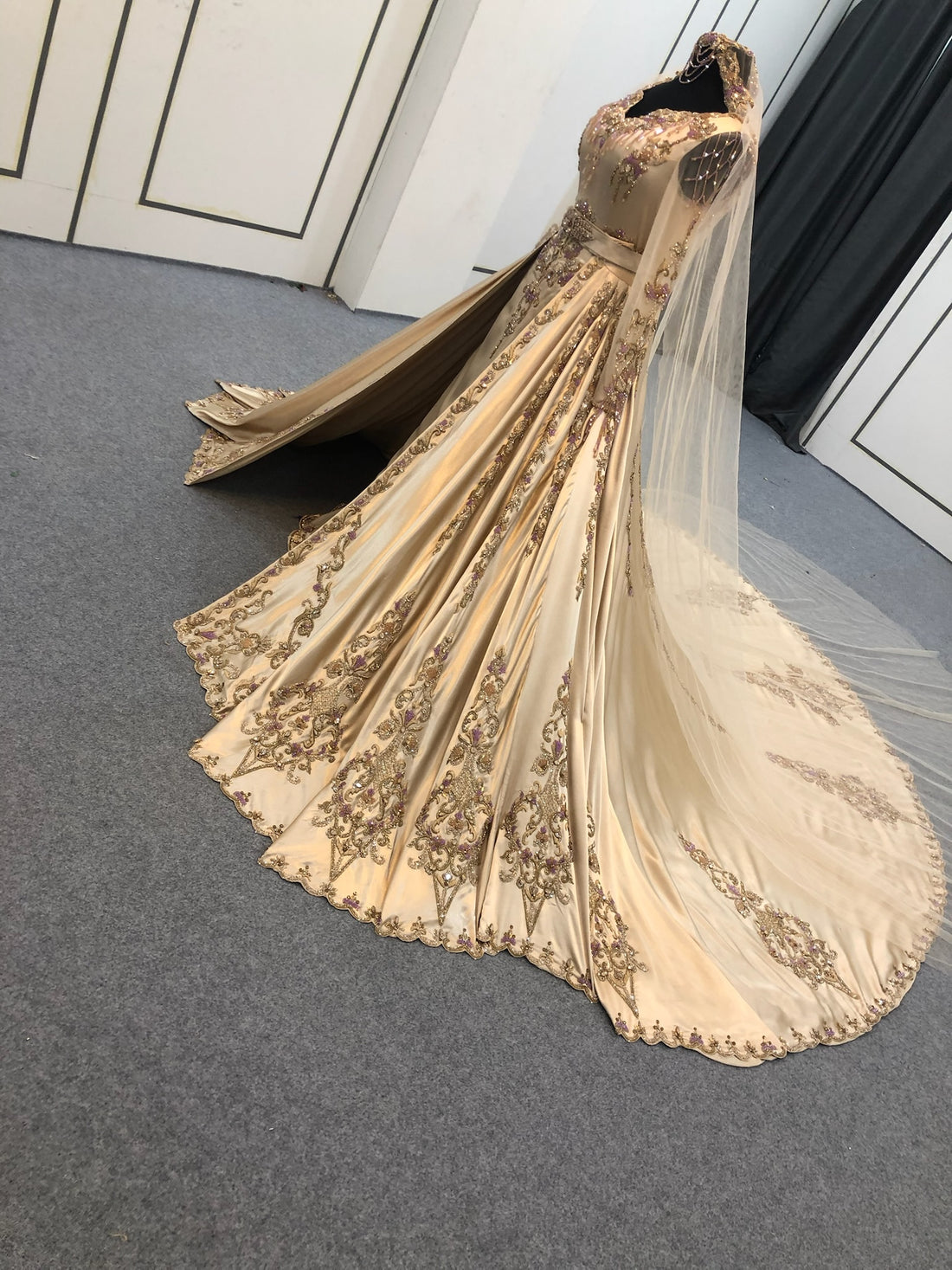 ZAF 68 BRIDAL DRESS