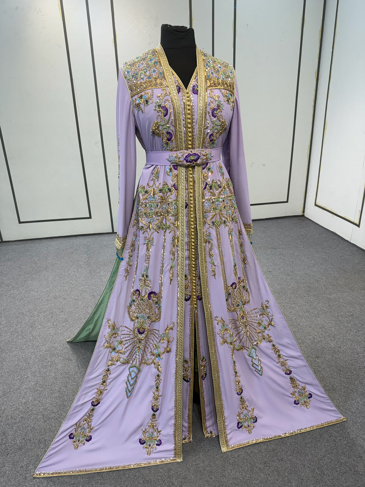 RA1118 TAKSHITA COLLECTION