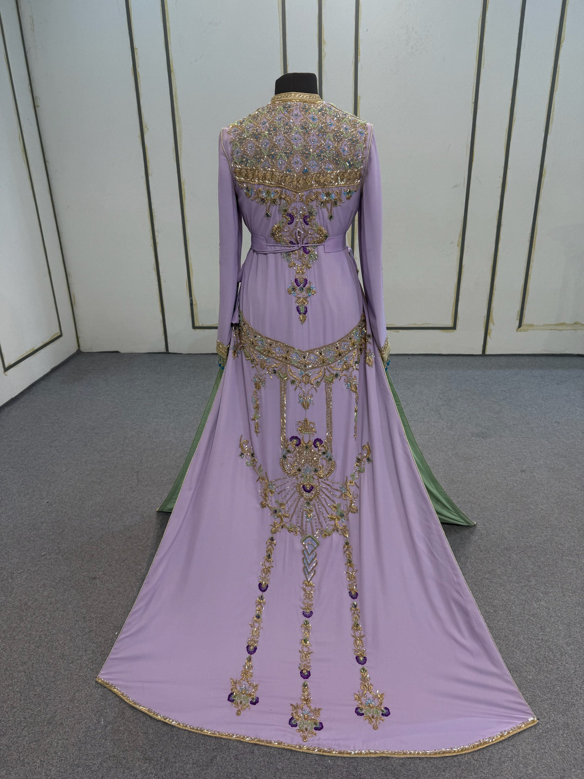 RA1118 TAKSHITA COLLECTION