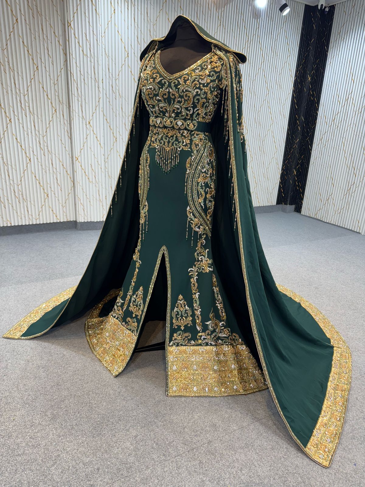 Mraa8813 Mermaid Dress with removable cape