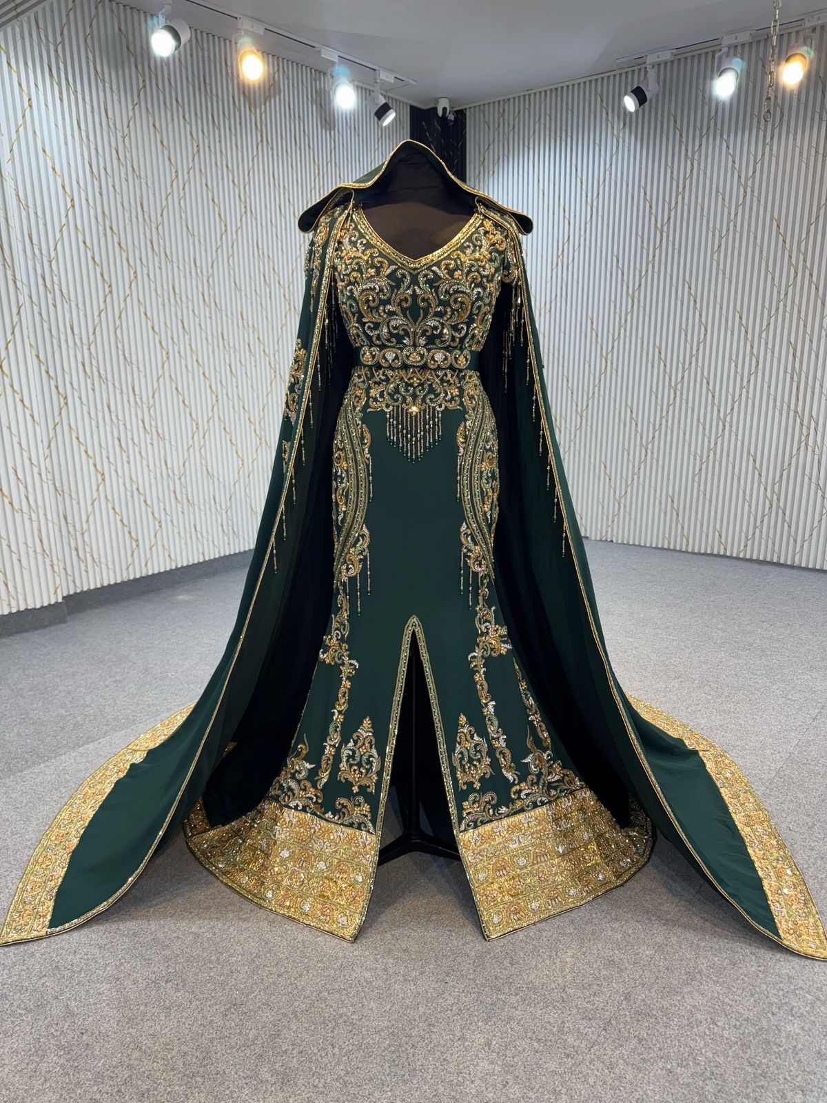 Mraa8813 Mermaid Dress with removable cape