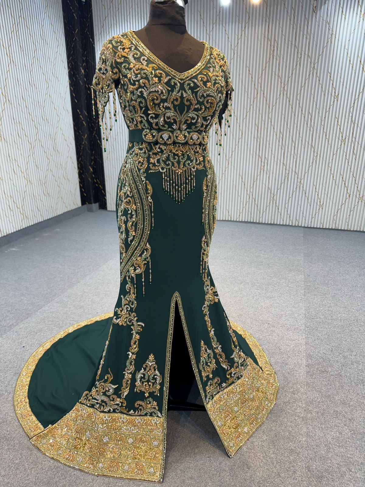 Mraa8813 Mermaid Dress with removable cape