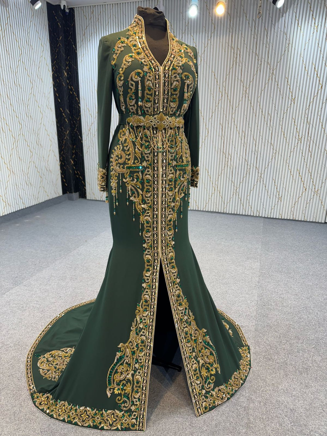 Mraf8819 MERMAID Dress with cape