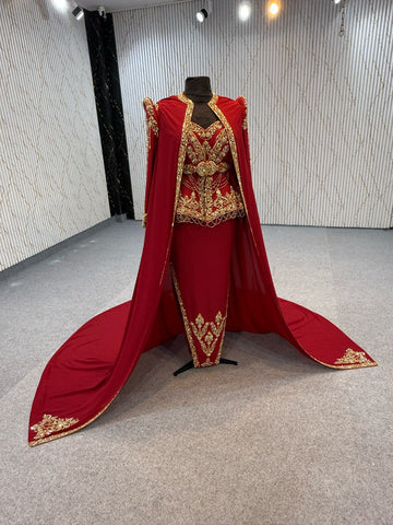 Mraf8823 Karakou with cape