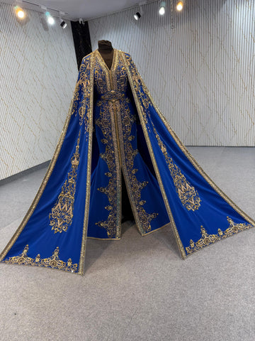 MRAF8551 Takshita with removable cape