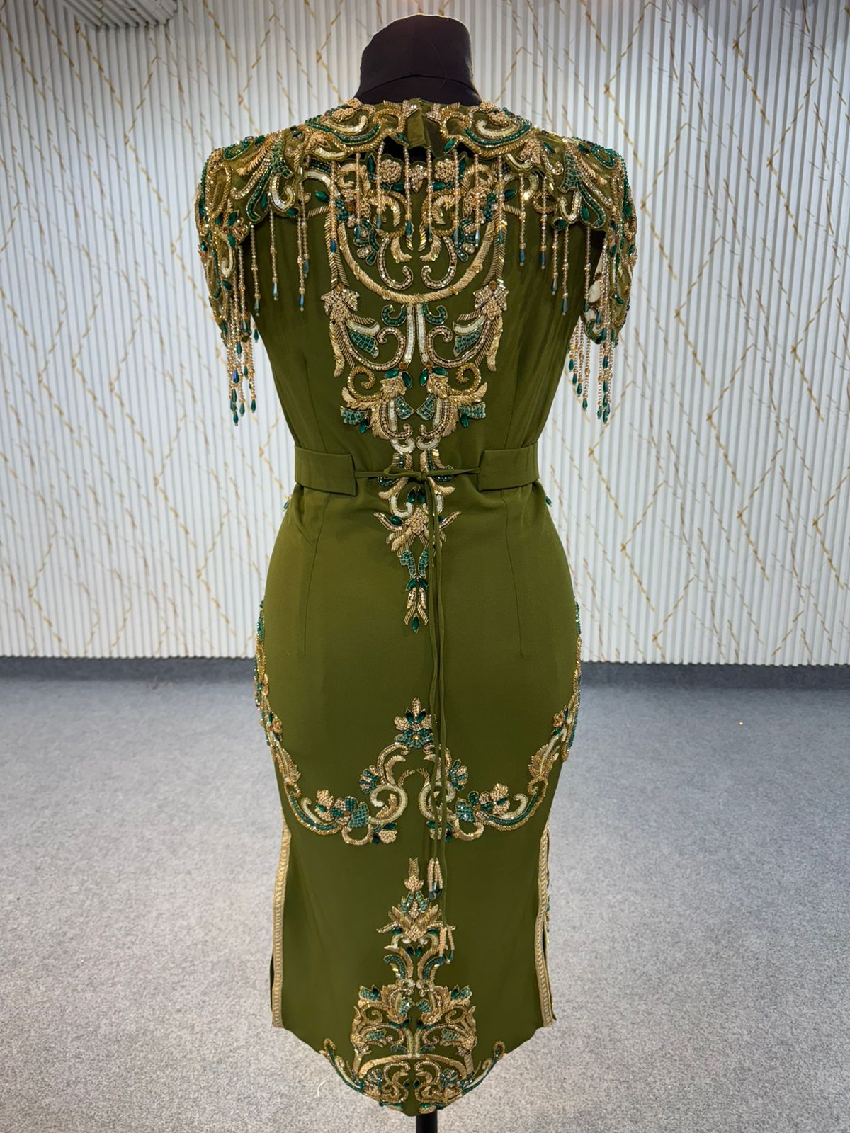 MRAB540 Midi Dress