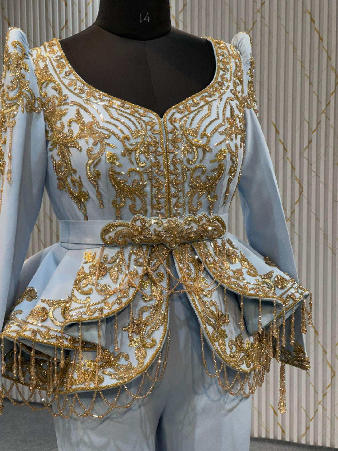 MRAF8720 Karakou Avec Pant