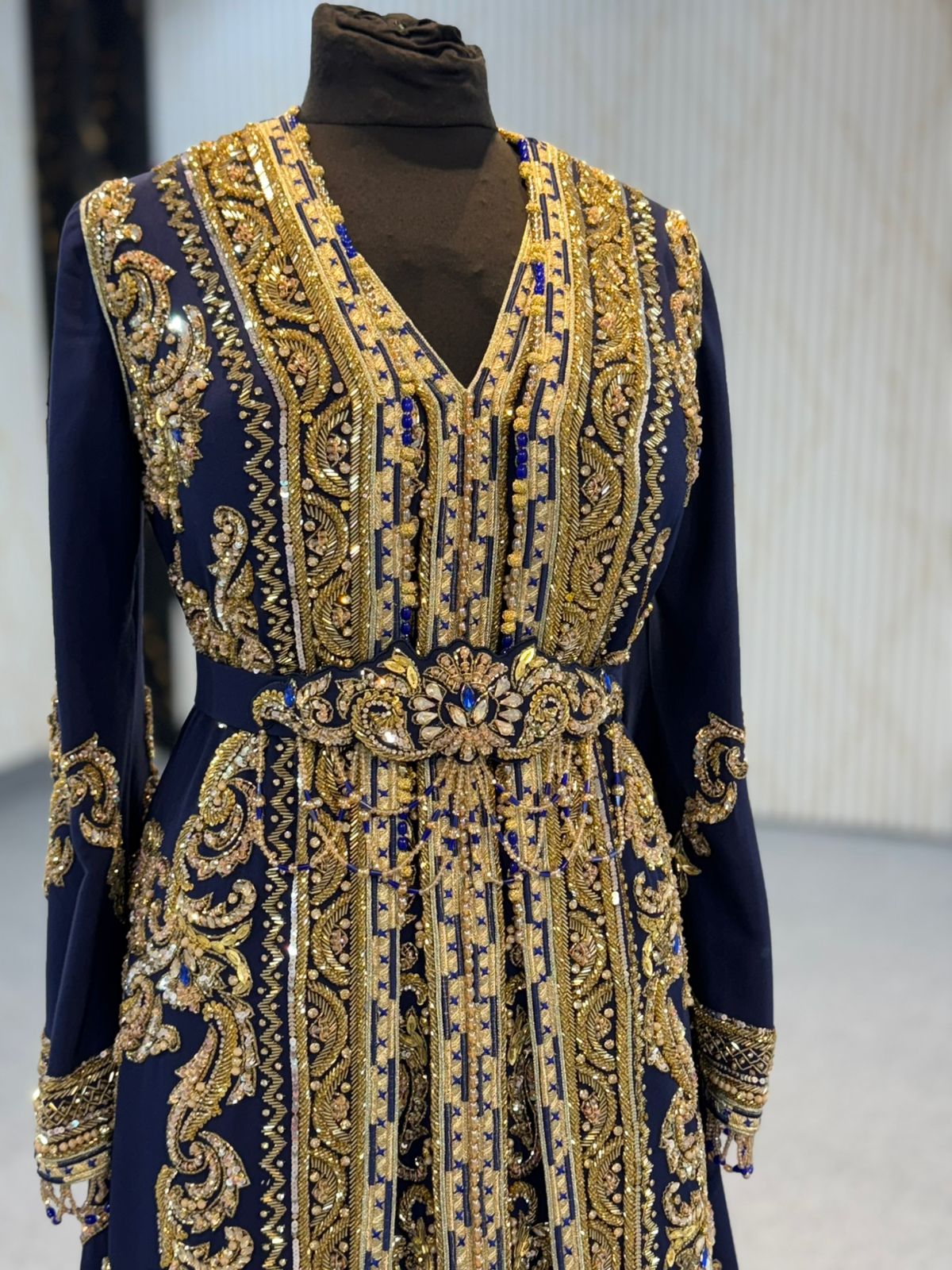 MRAA8863 Takshita with Removable Cape