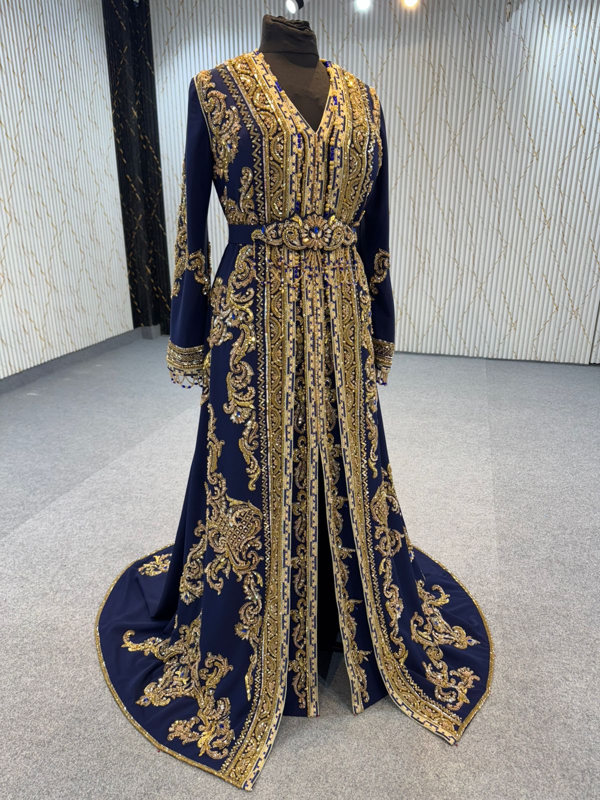 MRAA8863 Takshita with Removable Cape