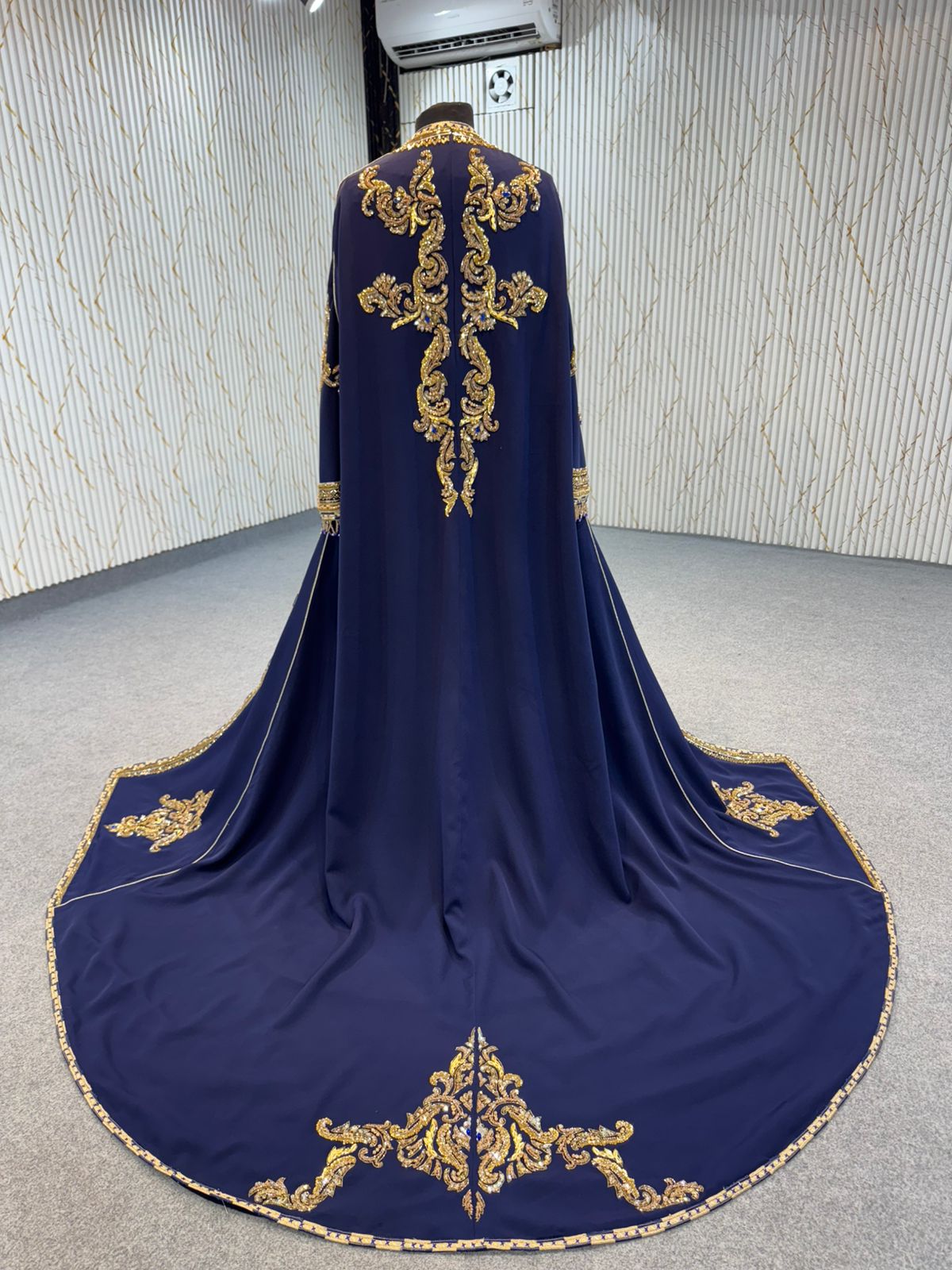 MRAA8863 Takshita with Removable Cape