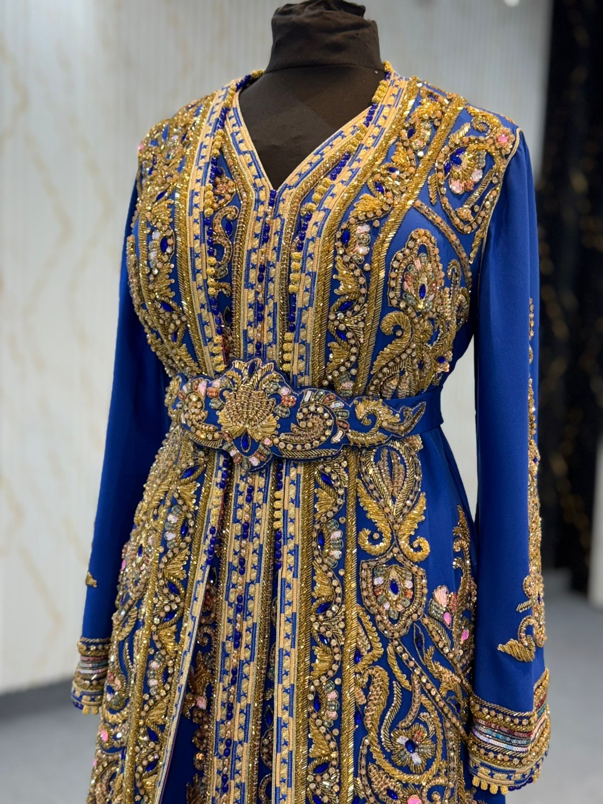 MRAA8880 Takshita with Removable Cape
