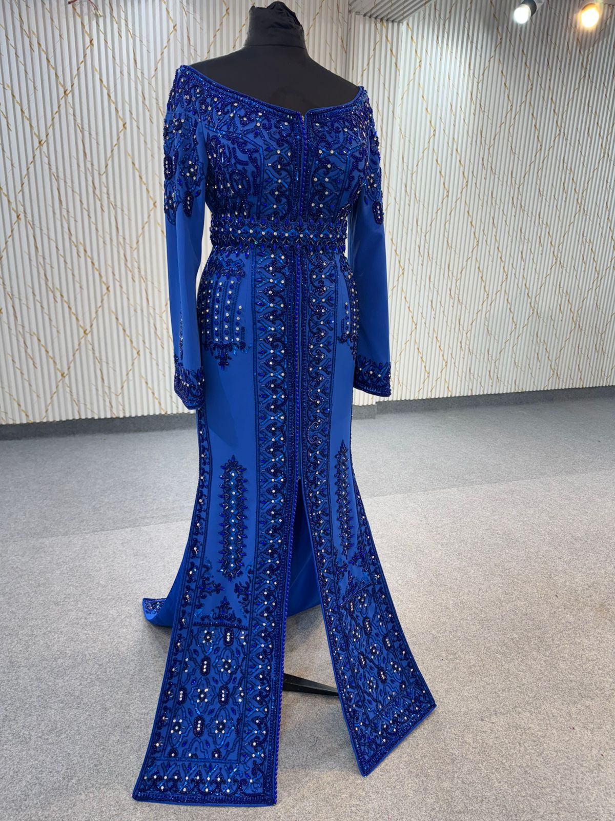 MRAA8916 CAFTAN