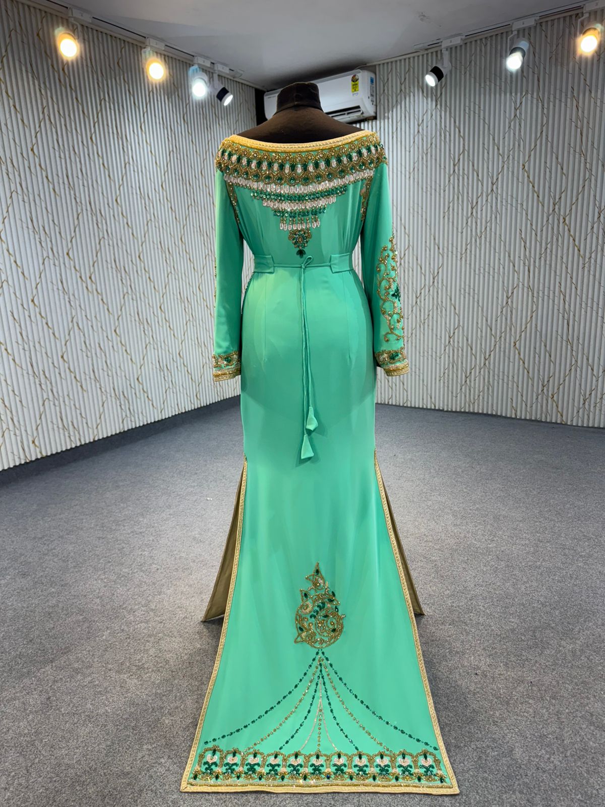 MRAA8922 Caftan