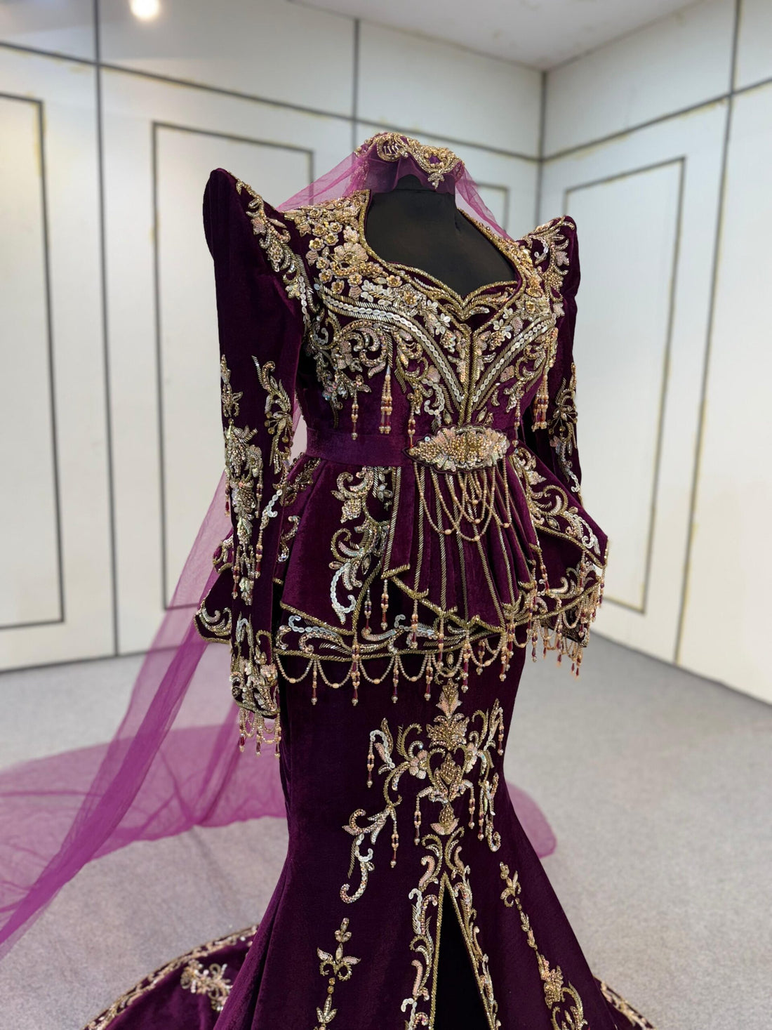 SHMraf7039 Karakou with Mermaid Dress
