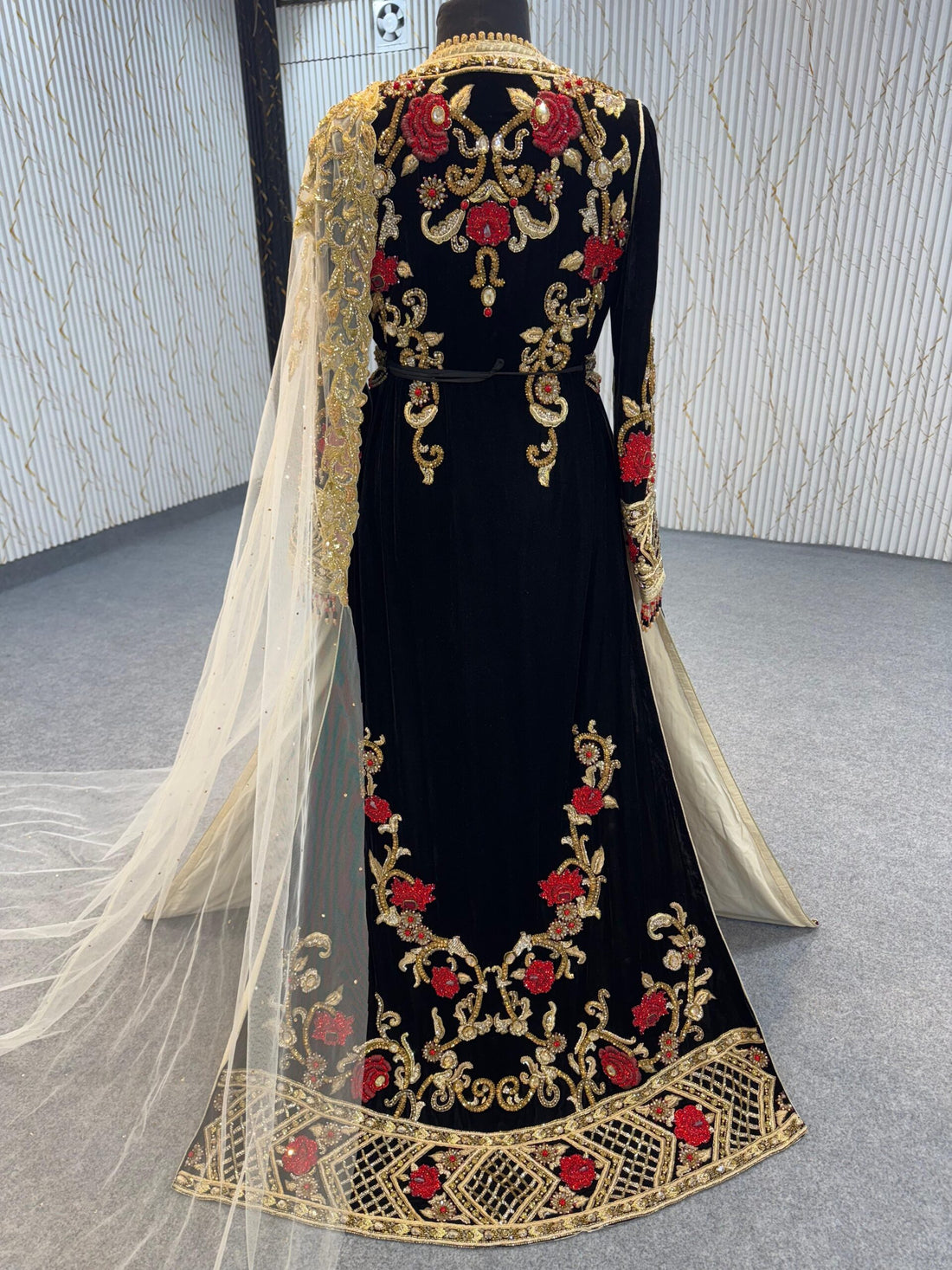 SHTof101 Taqlidi Bridal