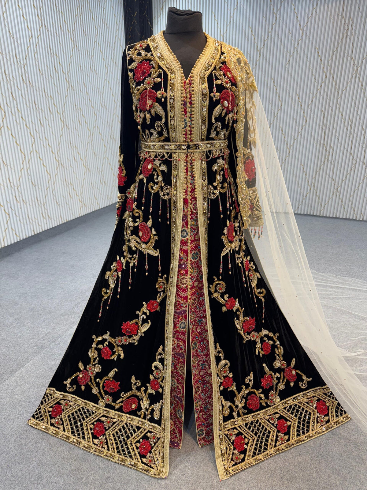 SHTof101 Taqlidi Bridal
