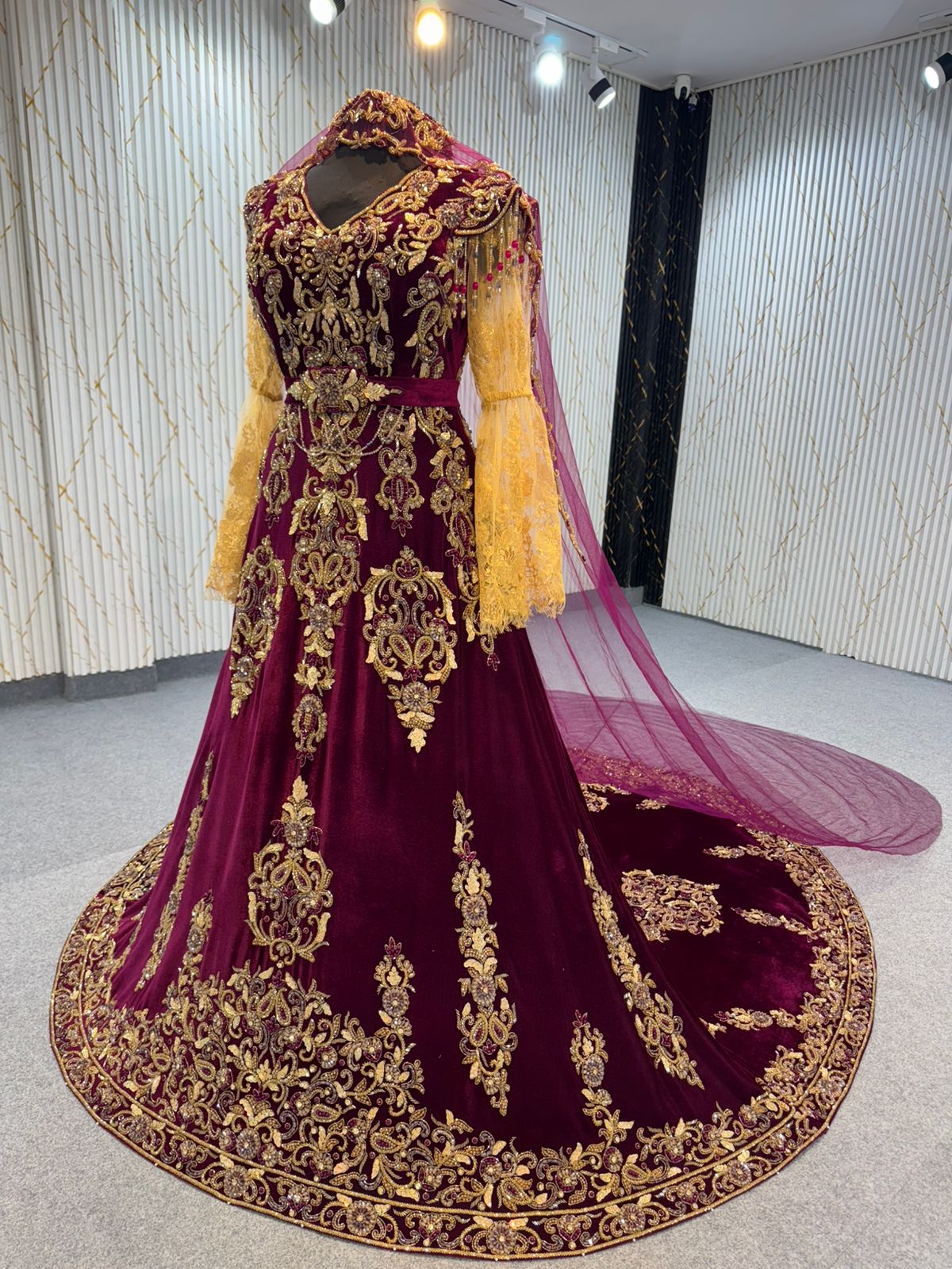 Mraf8952 Fergani Bridal