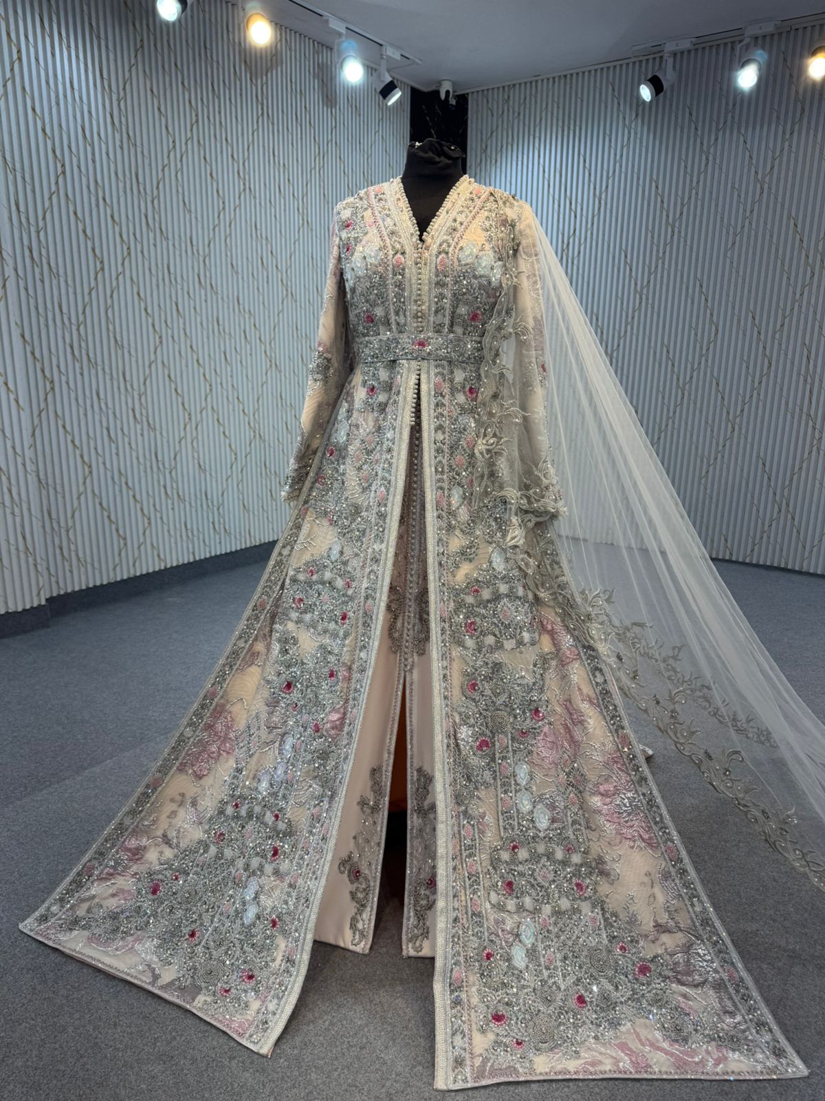 Tas9761 Taqlidi Bridal