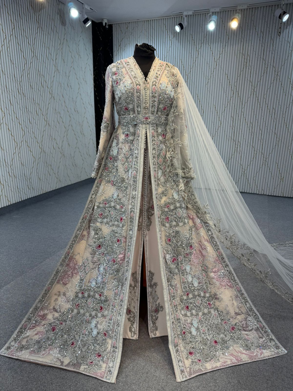 Tas9761 Taqlidi Bridal