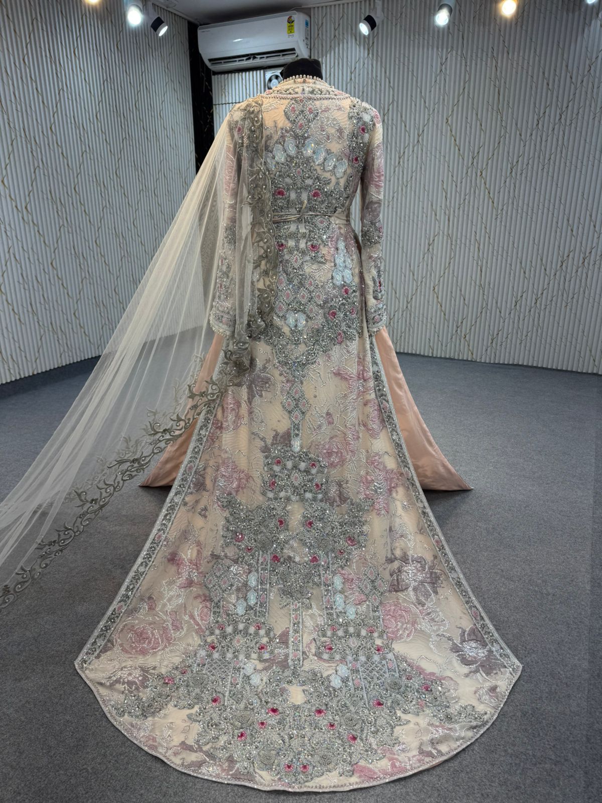 Tas9761 Taqlidi Bridal