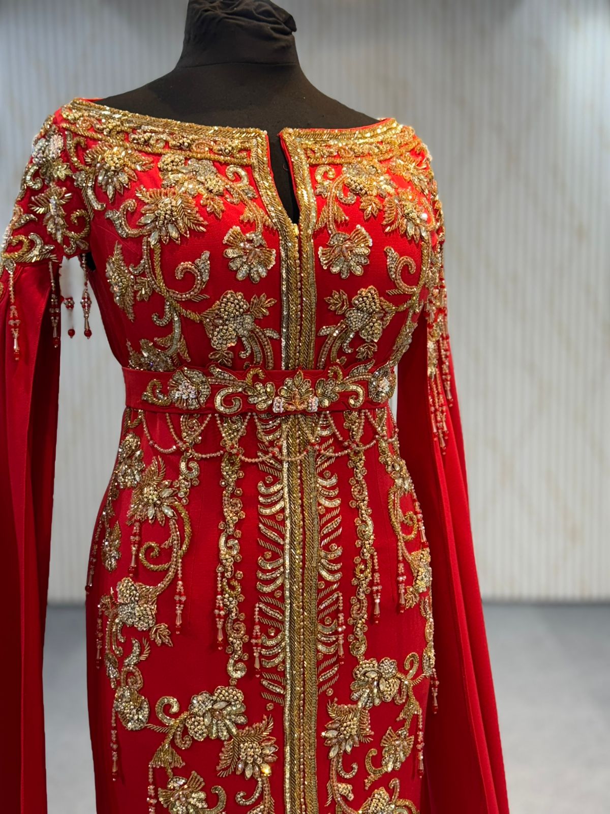 Mraf8935 Caftan with Long Sleeves