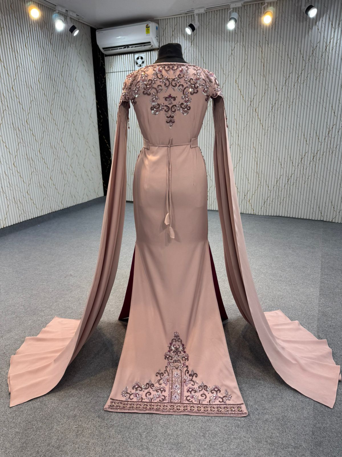 Mraa8975 Caftan with Longue Sleeves