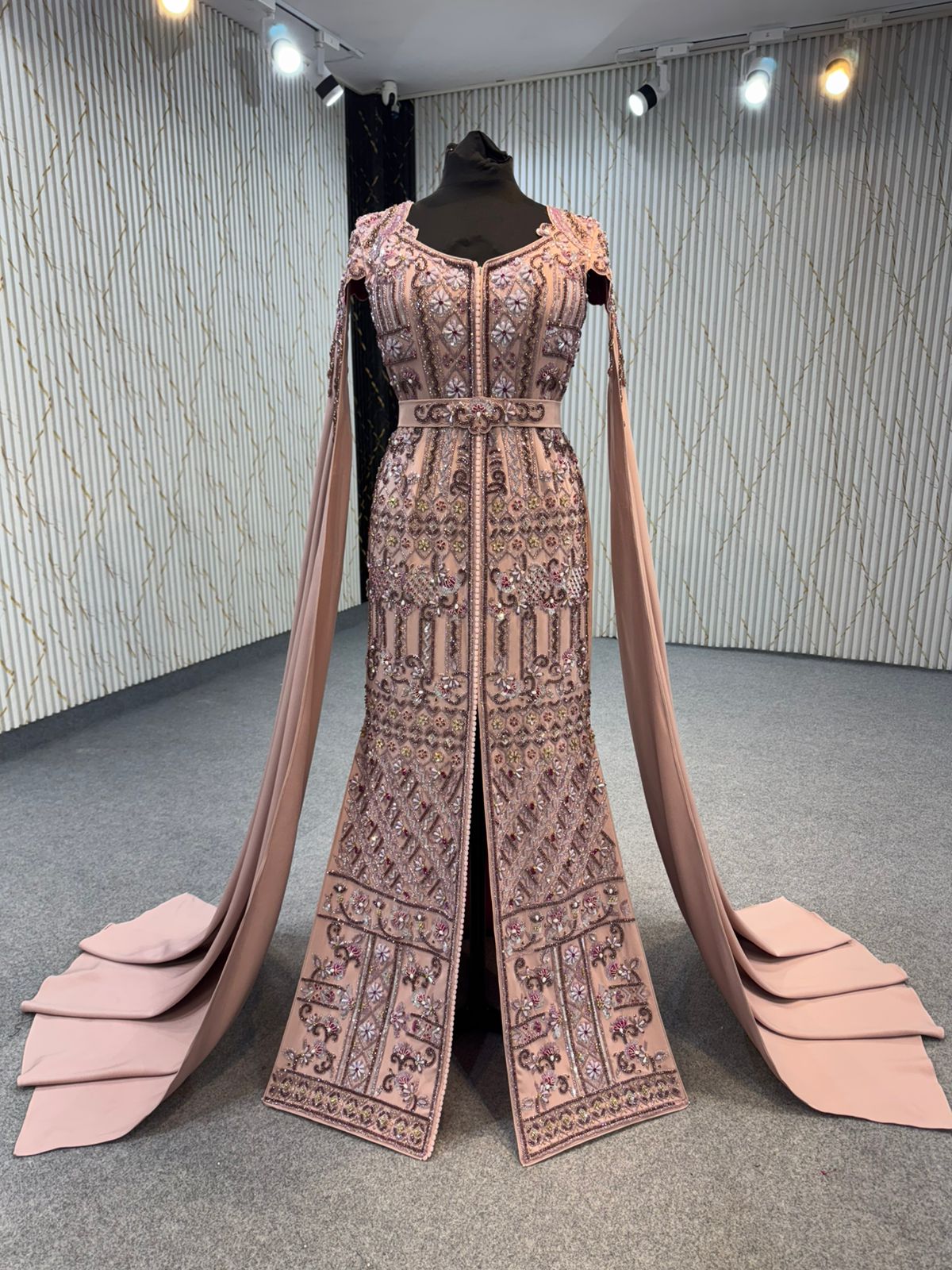 Mraa8975 Caftan with Longue Sleeves