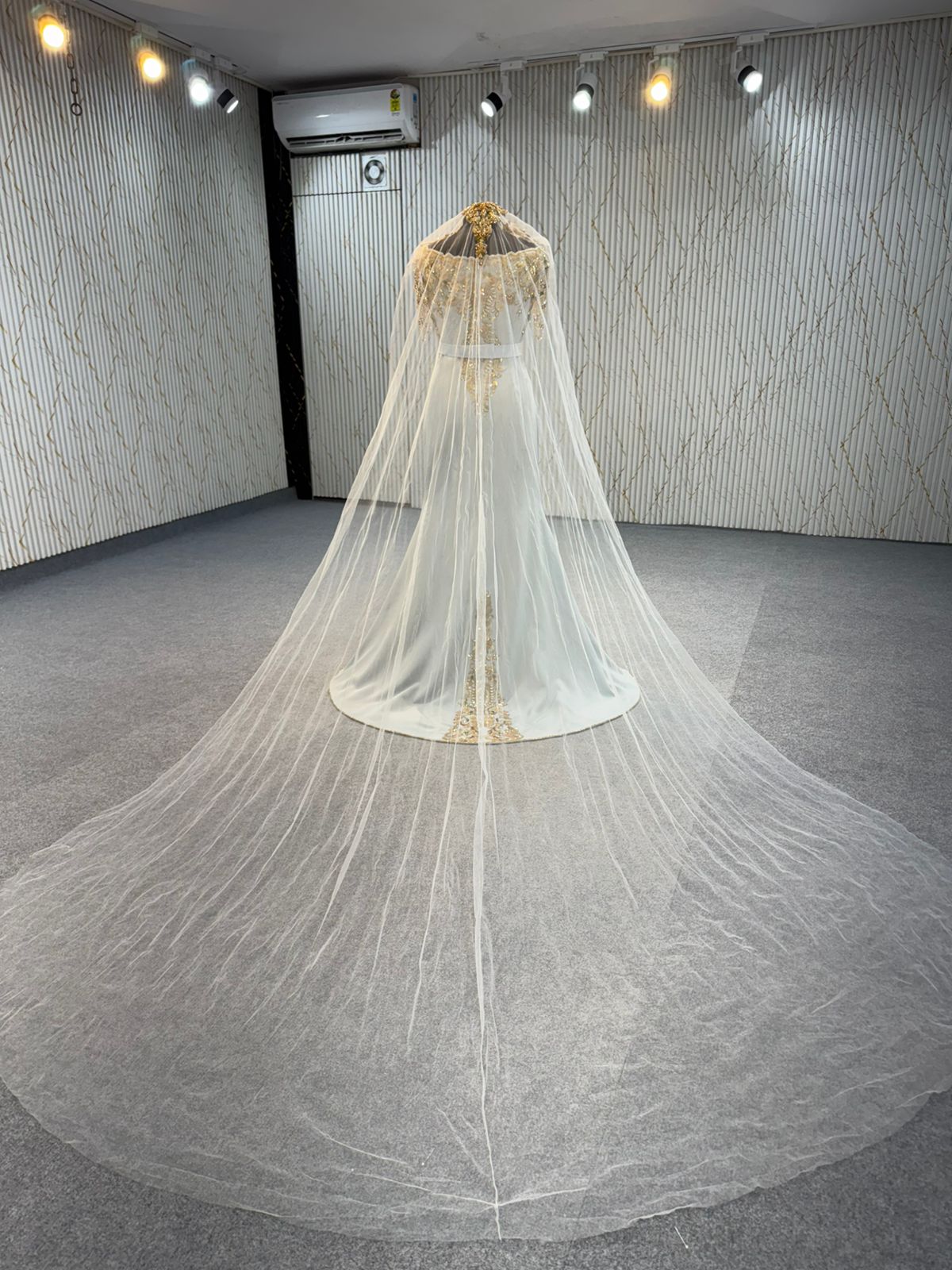 Mraa661 Mermaid dress with cape