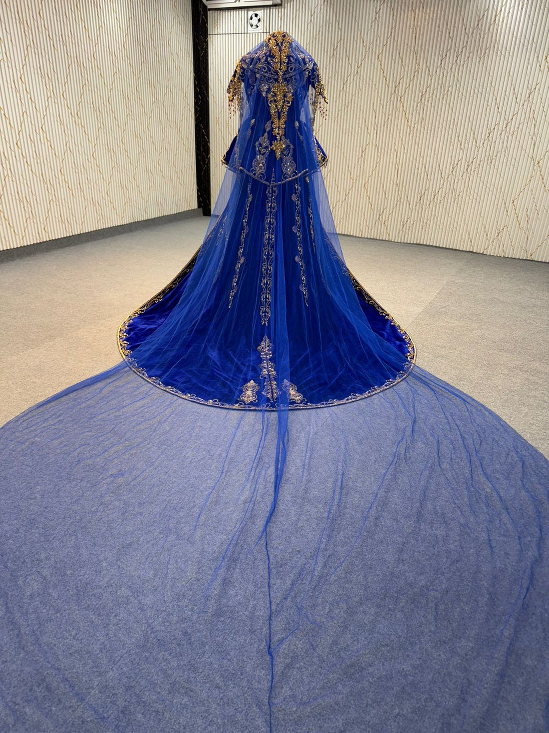 Mraf830 Karakou with cape