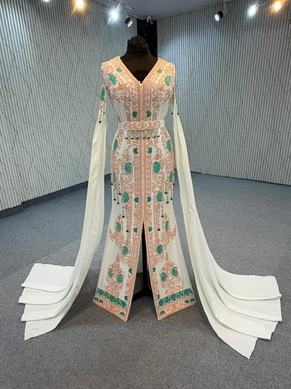 SH Mraa8931 Caftan with long sleeves