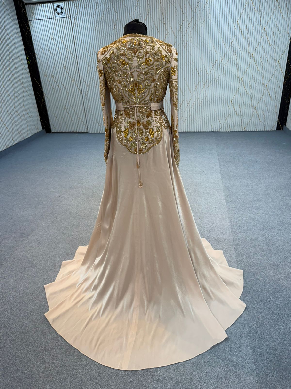 Mraf9088 Dress inspired by Romeo Couture