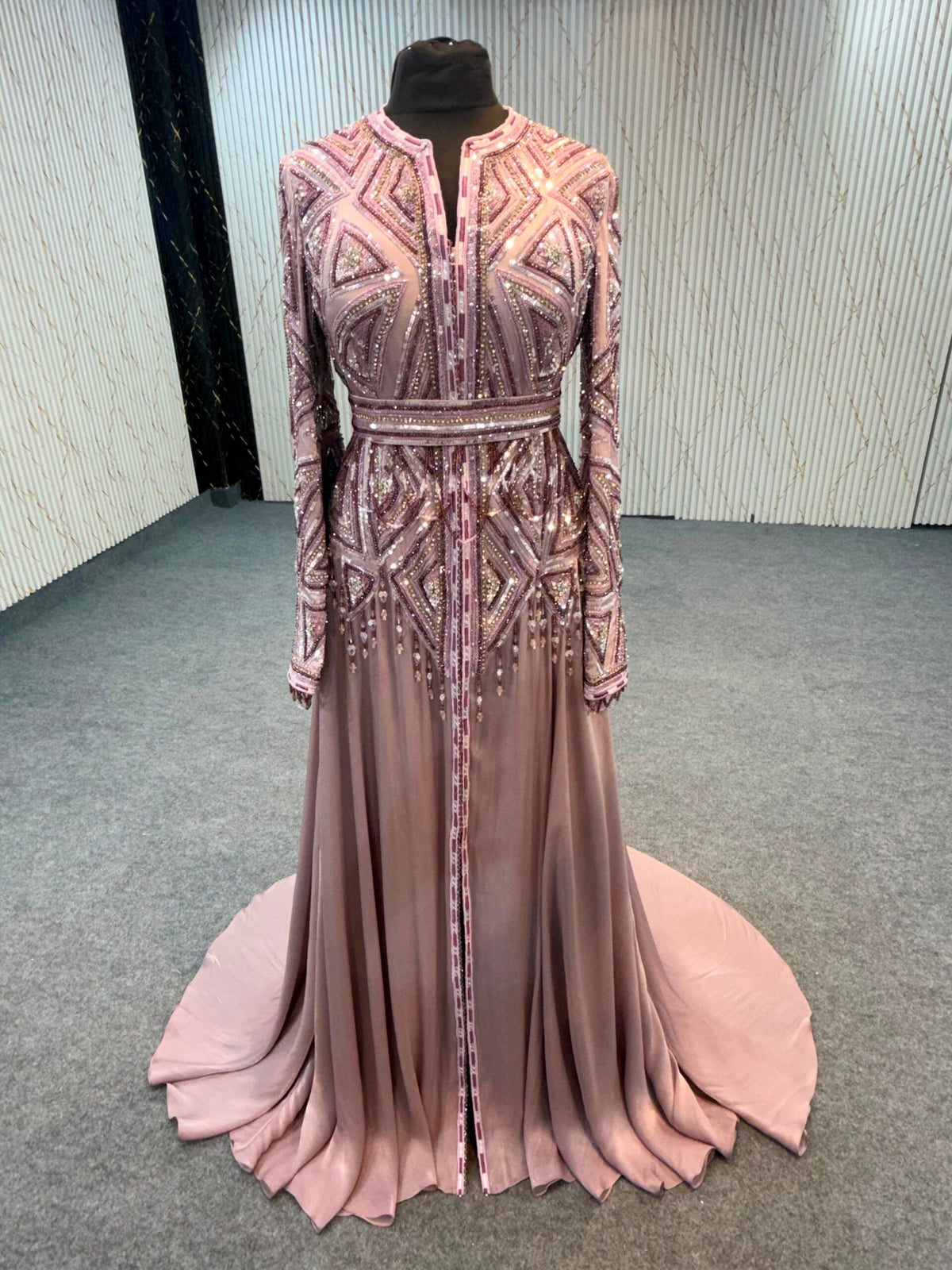 LUXURY COUTURE-MRAA9389