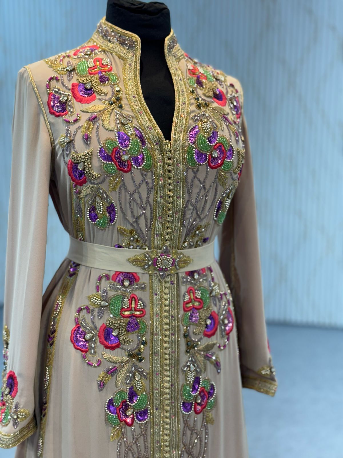 AM2037 CAFTAN