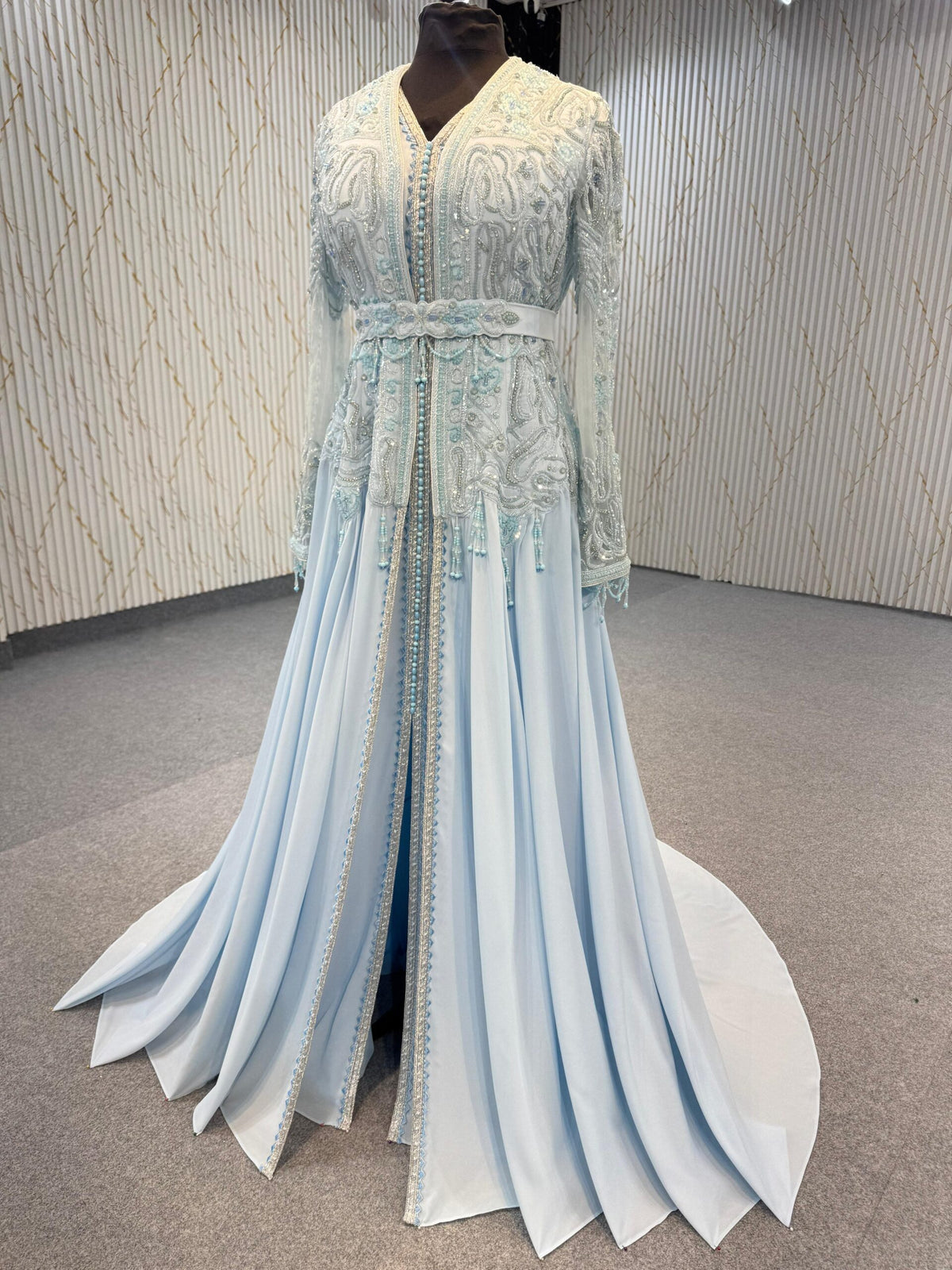 MRAF8926 Dress inspired by Romeo Couture Ref. Number: Price: €
