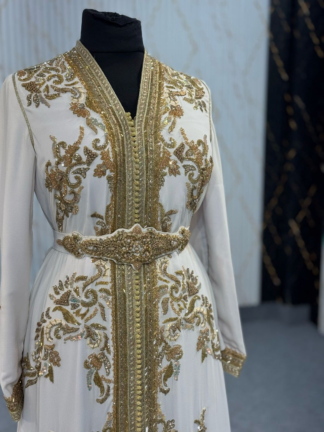 AA1140 ALGERIAN COLLECTION