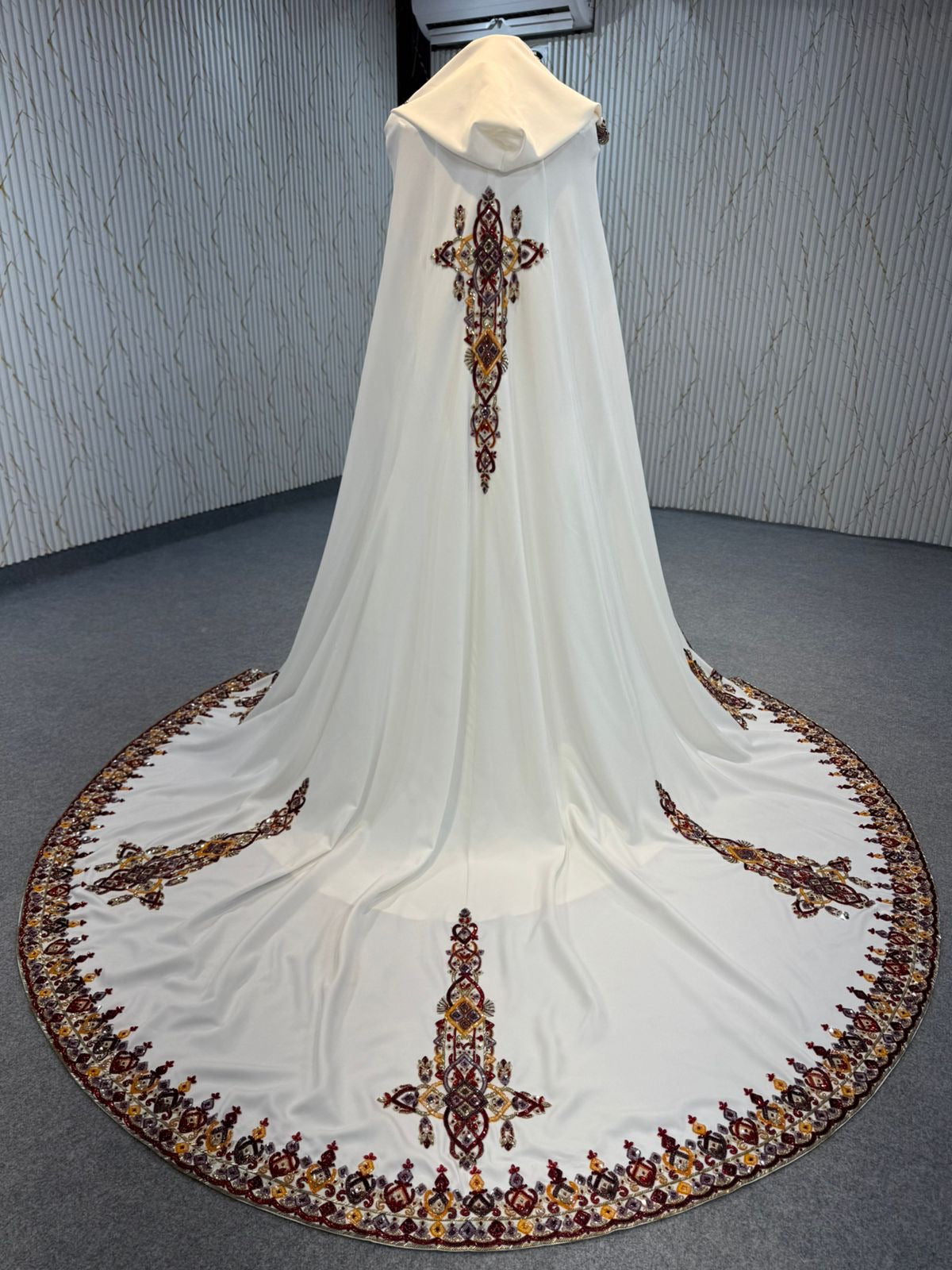 MRAF7034 ROBE KABYLE