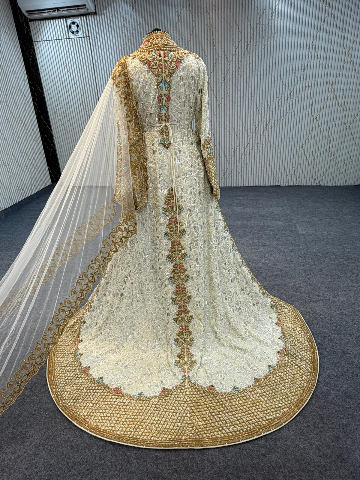 TAS10090 EXCLUSIVE BRIDAL TAQLIDI