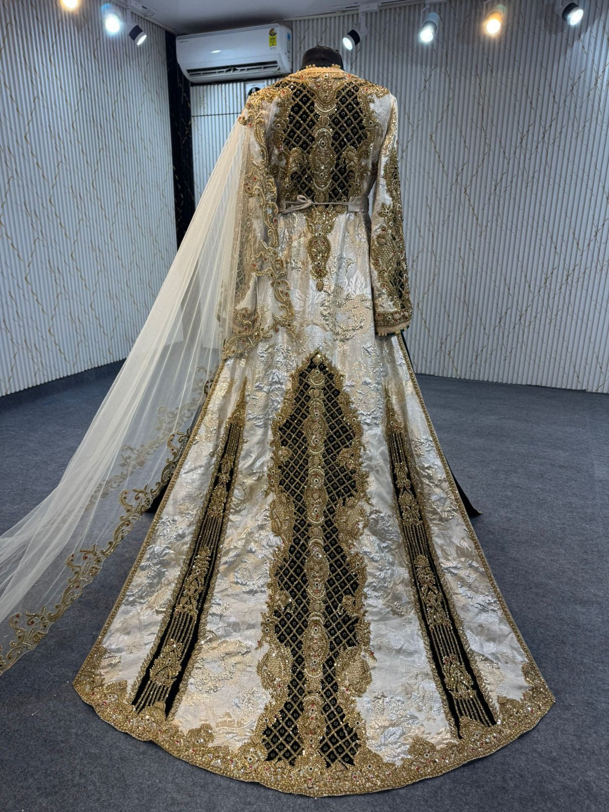 TAS10059 /SH26 EXCLUSIVE BRIDAL TAQLIDI